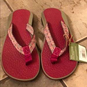 Chaco flip flops